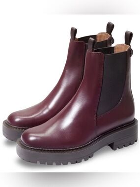 Women’s Laguna Chelsea Boot in Burgundy Leather